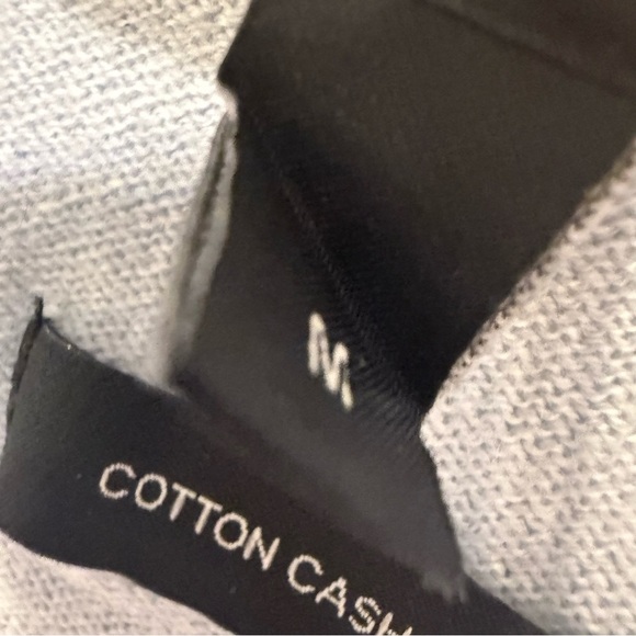 Armani Exchange Women’s Light Blue Cashmere/ Cotton Sweater Sz M EUC - Picture 7 of 12